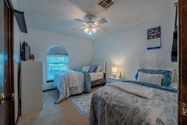 5113 Beacon Hill Road, Oklahoma City, OK 73135