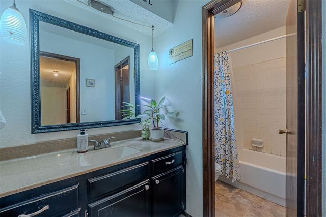 5113 Beacon Hill Road, Oklahoma City, OK 73135