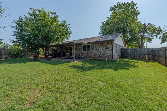 5113 Beacon Hill Road, Oklahoma City, OK 73135