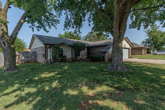 5113 Beacon Hill Road, Oklahoma City, OK 73135