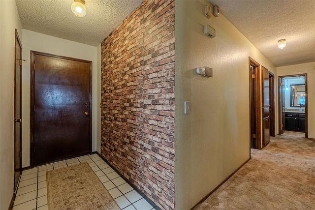 5113 Beacon Hill Road, Oklahoma City, OK 73135