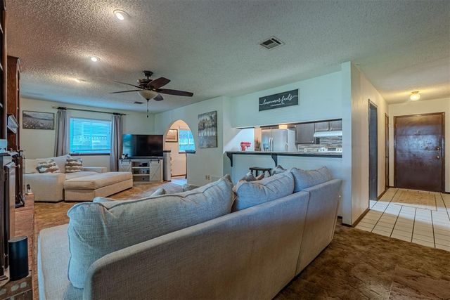 5113 Beacon Hill Road, Oklahoma City, OK 73135