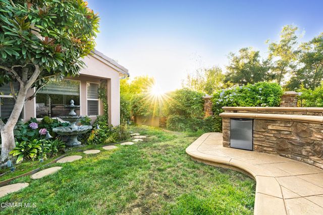 484 Via Helena, Newbury Park, CA 91320