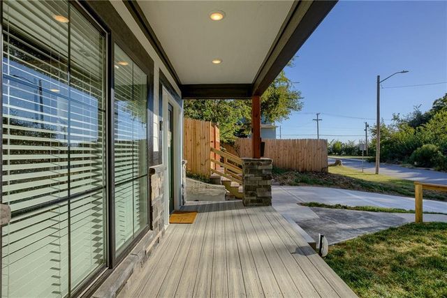 111 S 16th Street, Kansas City, KS 66102