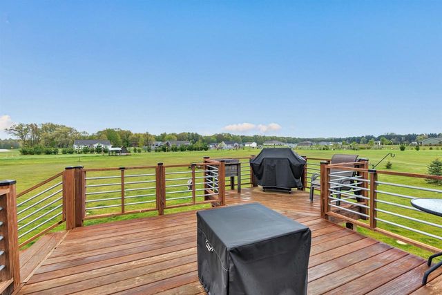 379 N SHADY LAWN CIRCLE, Sobieski, WI 54171
