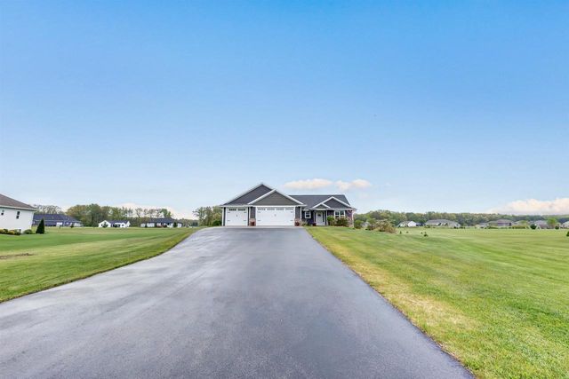 379 N SHADY LAWN CIRCLE, Sobieski, WI 54171