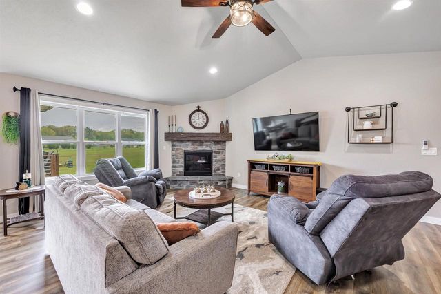 379 N SHADY LAWN CIRCLE, Sobieski, WI 54171