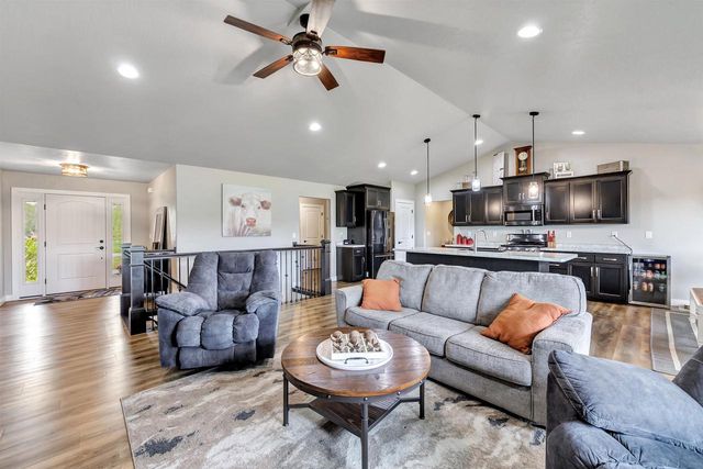 379 N SHADY LAWN CIRCLE, Sobieski, WI 54171