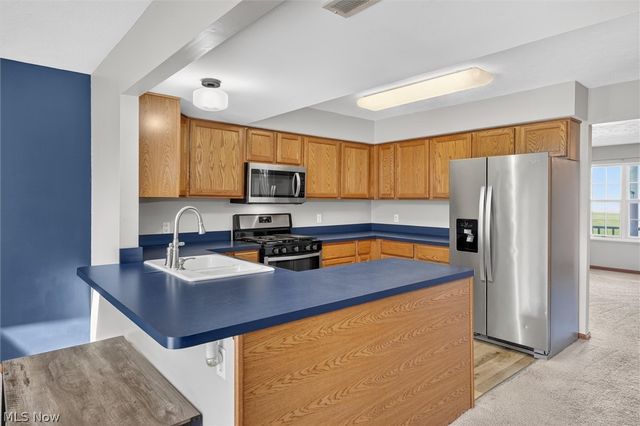 90 High Point Drive 27, Medina, OH 44256