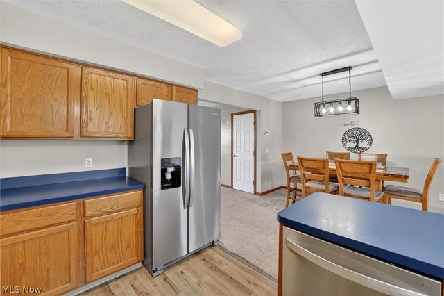90 High Point Drive 27, Medina, OH 44256
