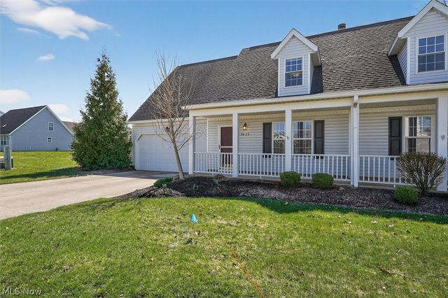90 High Point Drive 27, Medina, OH 44256