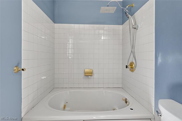 90 High Point Drive 27, Medina, OH 44256