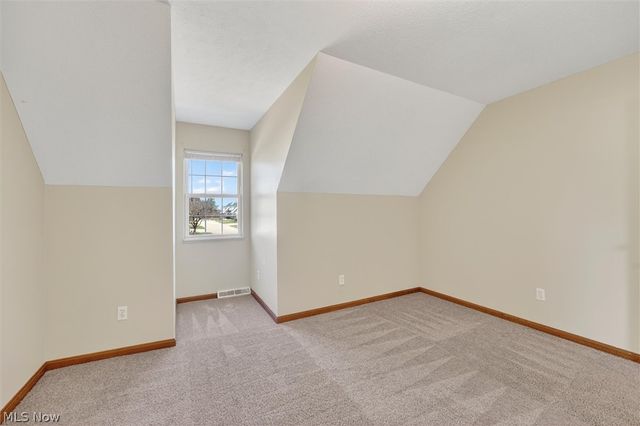 90 High Point Drive 27, Medina, OH 44256