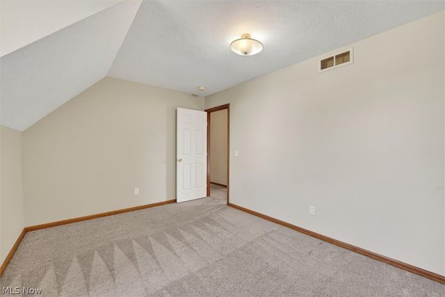 90 High Point Drive 27, Medina, OH 44256