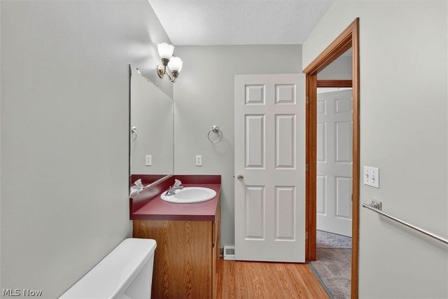 90 High Point Drive 27, Medina, OH 44256