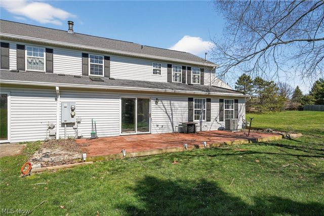 90 High Point Drive 27, Medina, OH 44256