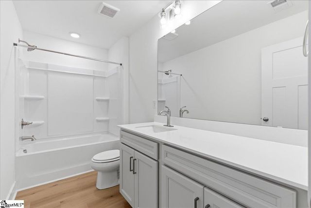 13 Thurlow Court, Greenville, SC 29615