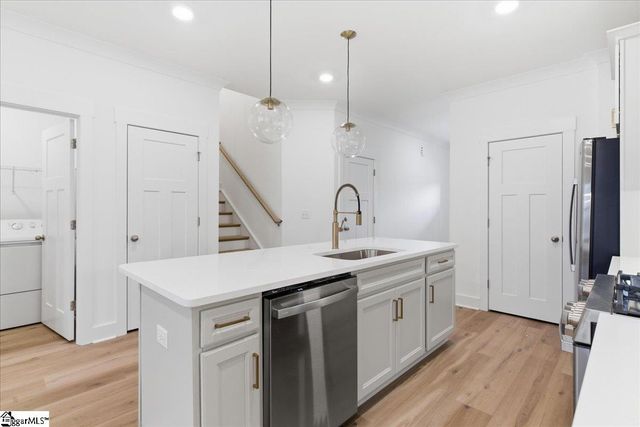 13 Thurlow Court, Greenville, SC 29615