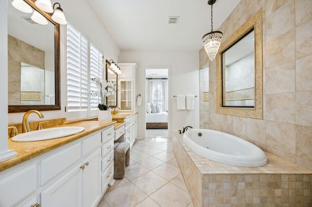 3232 Stonefield, The Colony, TX 75056