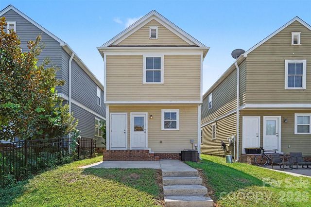 13913 Helen Benson Boulevard 189, Davidson, NC 28036