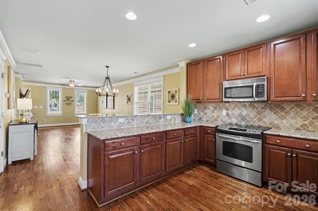 13913 Helen Benson Boulevard 189, Davidson, NC 28036