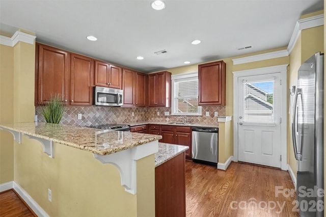 13913 Helen Benson Boulevard 189, Davidson, NC 28036