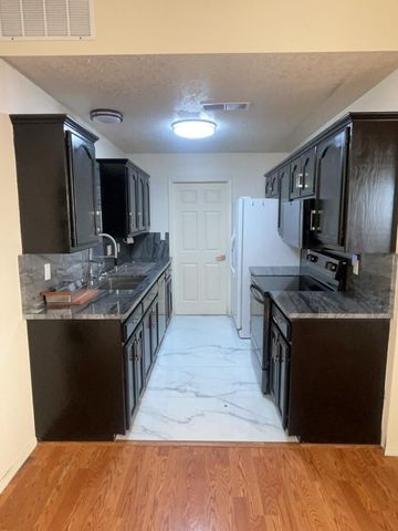 13129 Neon Avenue NE, Albuquerque, NM 87112