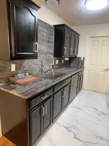 13129 Neon Avenue NE, Albuquerque, NM 87112