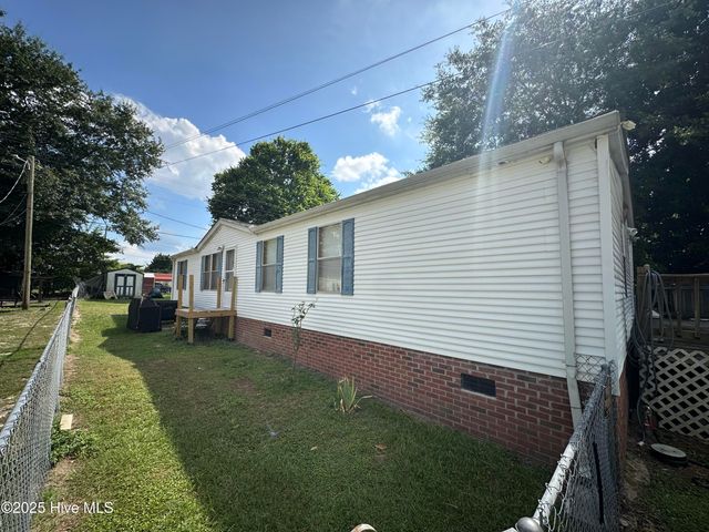 17090 Old Lumberton Road, Laurinburg, NC 28352