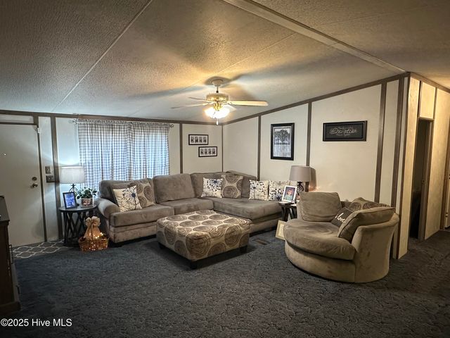 17090 Old Lumberton Road, Laurinburg, NC 28352