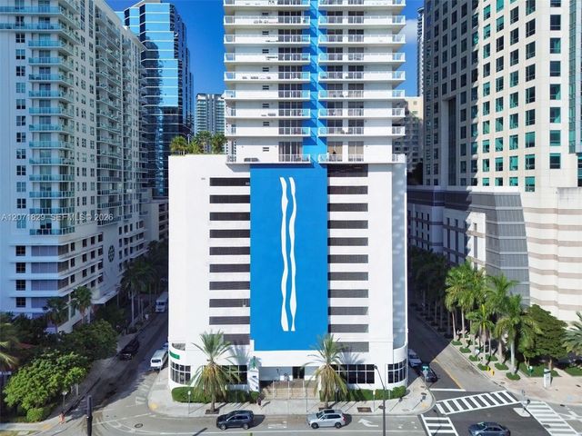 1200 Brickell Bay Drive 1406, Miami, FL 33131