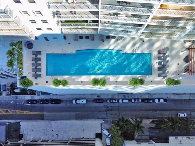 1200 Brickell Bay Drive 1406, Miami, FL 33131