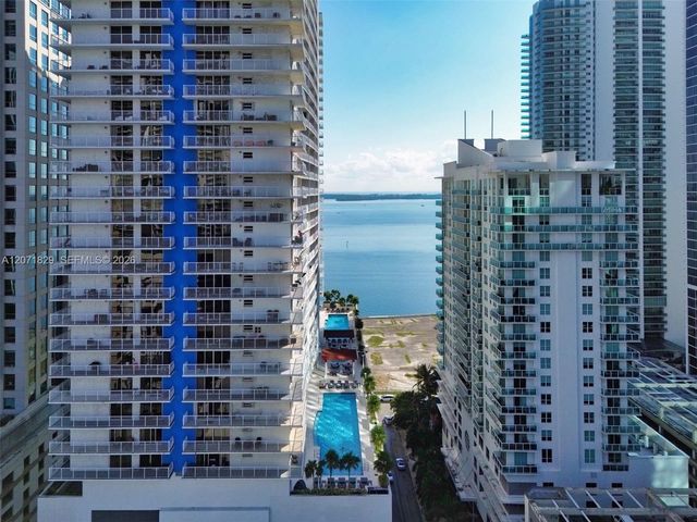 1200 Brickell Bay Drive 1406, Miami, FL 33131