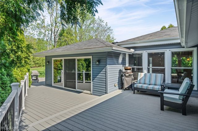 17258 Long Meadow Trail, Chagrin Falls, OH 44023