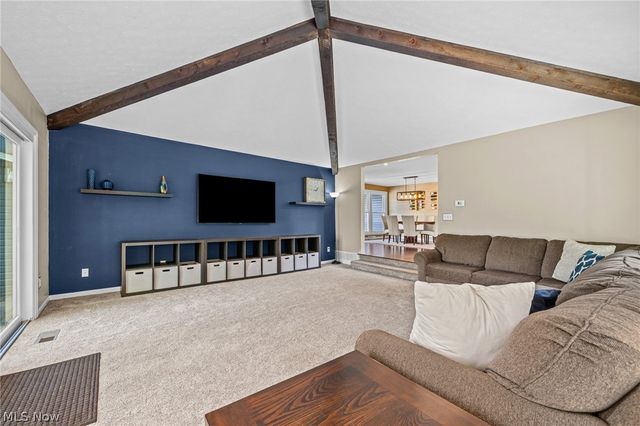 17258 Long Meadow Trail, Chagrin Falls, OH 44023