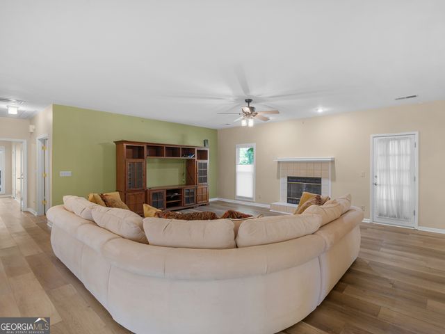65 Teal Court, Locust Grove, GA 30248