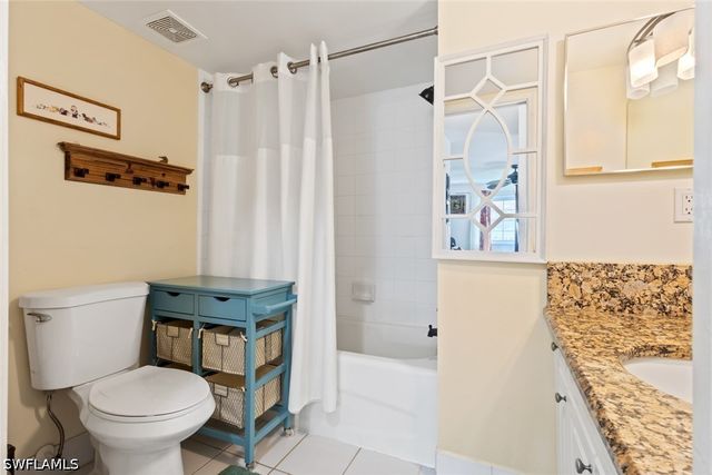 1270 Wildwood Lakes BLVD 204, Naples, FL 34104