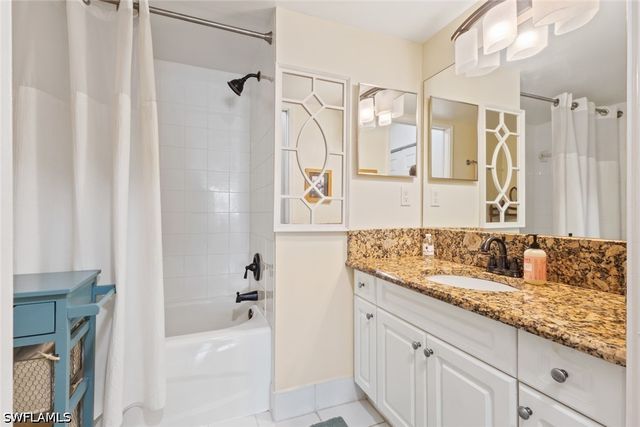 1270 Wildwood Lakes BLVD 204, Naples, FL 34104