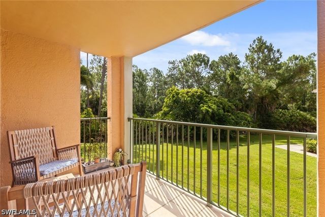 1270 Wildwood Lakes BLVD 204, Naples, FL 34104