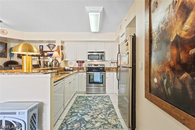 1270 Wildwood Lakes BLVD 204, Naples, FL 34104