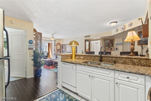 1270 Wildwood Lakes BLVD 204, Naples, FL 34104