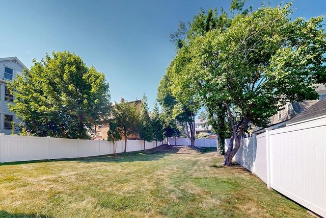 72 Sewall Ave, Winthrop, MA 02152
