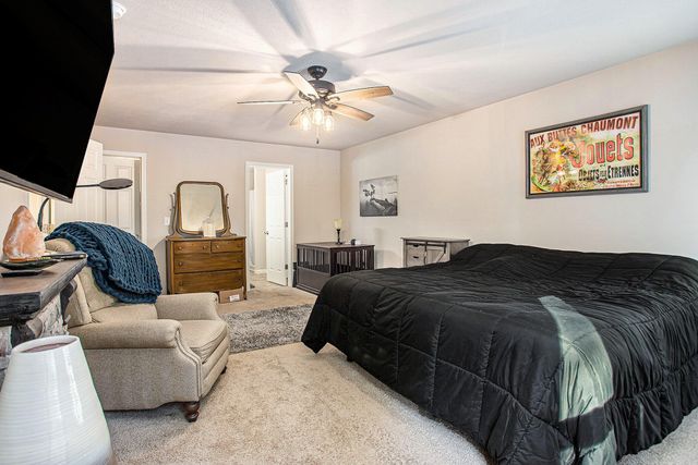 6180 Wood Hollow Avenue, Oshtemo Twp, MI 49009