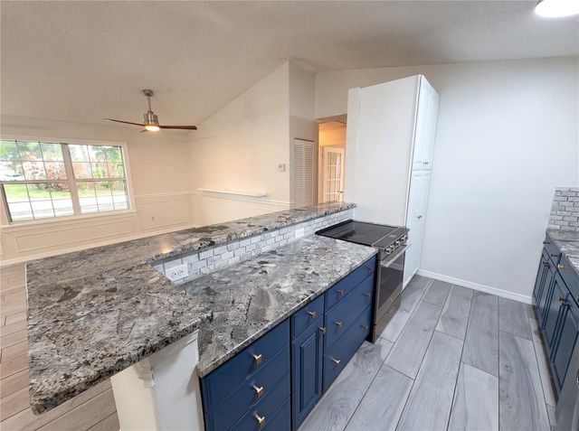 967 LAMPLIGHTER DRIVE NW, Palm Bay, FL 32907