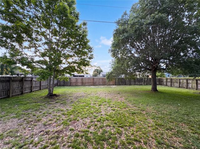 967 LAMPLIGHTER DRIVE NW, Palm Bay, FL 32907