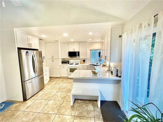 10430 Palo Alto, Rancho Cucamonga, CA 91730