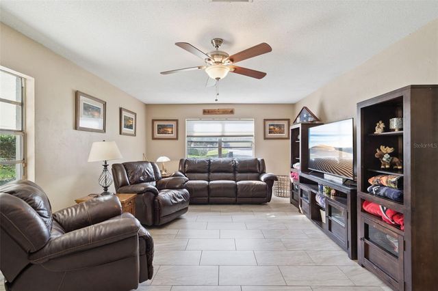 1547 CENTER STREET, Deland, FL 32720