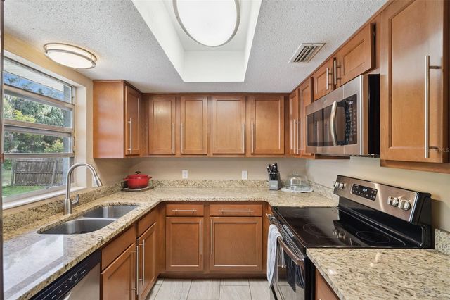 1547 CENTER STREET, Deland, FL 32720