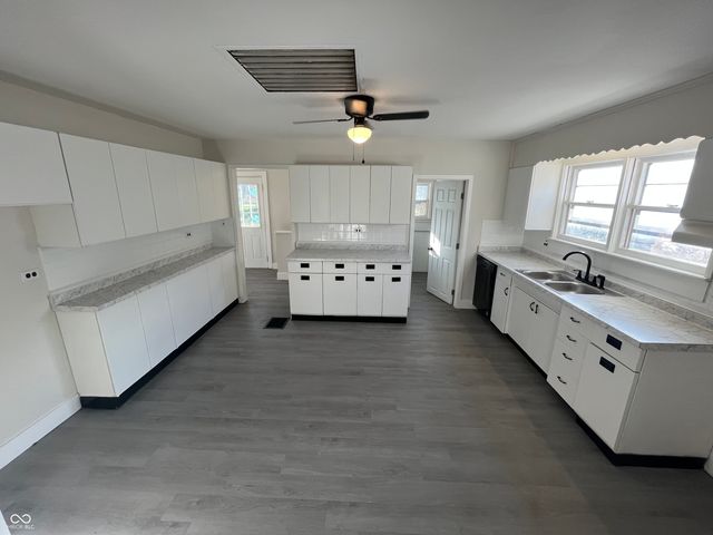 1509 Liberty Avenue, Terre Haute, IN 47807