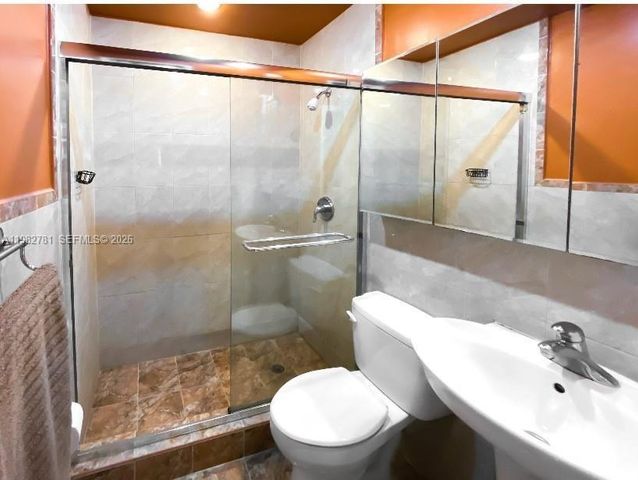 11970 NW 10th Ave, North Miami, FL 33168